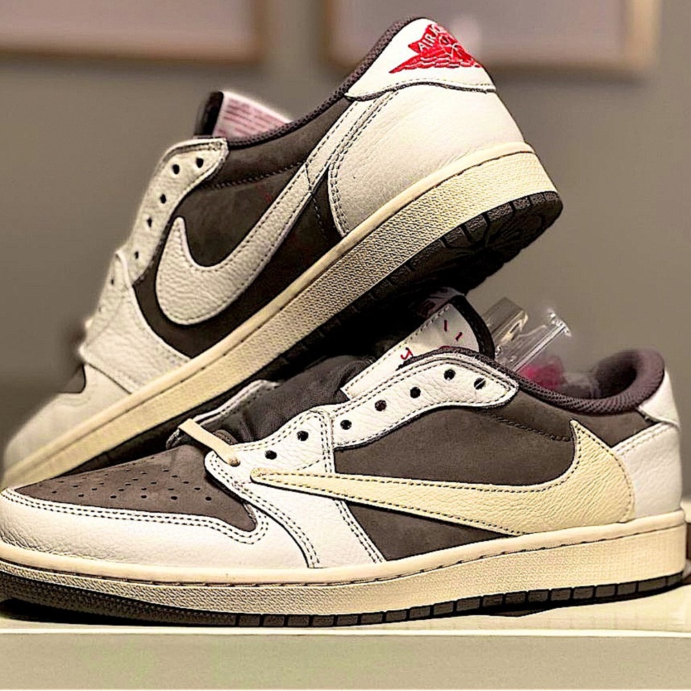 ‼️SOLD‼️💊AIR JORDAN 1 x TRAVIS SCOTT💊‼️SOLD‼️